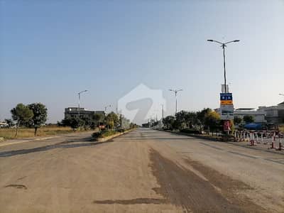 ٹاپ سٹی 1 - بلاک سی ٹاپ سٹی 1,اسلام آباد میں 1 کنال رہائشی پلاٹ 2.8 کروڑ میں برائے فروخت۔