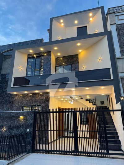 Elegant 1.75 Storey Luxury House In Prime Location Modern Living At Its Best