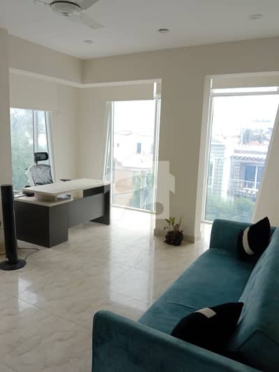 1ST FLOOR OFFICE FLOOR AVAILABLE ON RENT ON MAIN SABA AVENUE DHA PHASE 6