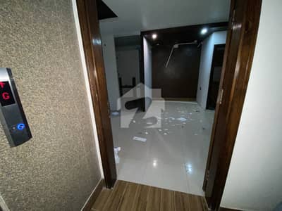 ڈی ایچ اے فیز 5 ڈی ایچ اے ڈیفینس,کراچی میں 3 کمروں کا 4 مرلہ دفتر 1.0 لاکھ میں کرایہ پر دستیاب ہے۔
