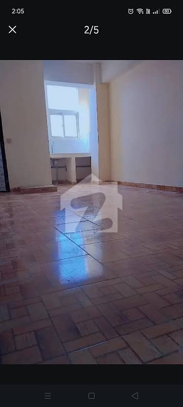 Room With Kitchen And Attach Bath
