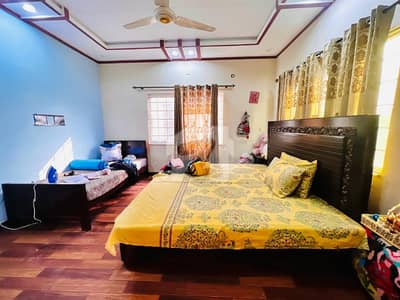 10 MARLA HOUSE FOR RENT IN PH 7