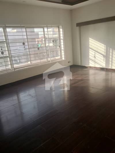 10 Marla House With Basement For Sale In Green City