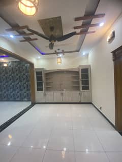 5 MARLA UPPER PORTION AVAILABLE FOR RENT ONLY ELECTRICITY