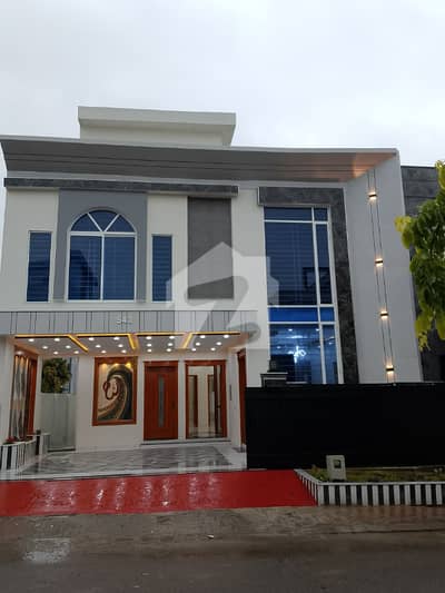 10 MARLA DESIGNER HOUSE FOR SALE TOPCITY