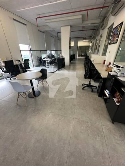 5000 Square Feet Commercial Fully Furnished Office For Rent