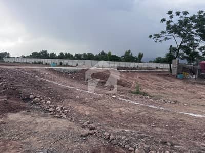 پارک روڈ اسلام آباد میں 10 کنال صنعتی زمین 60.0 کروڑ میں برائے فروخت۔