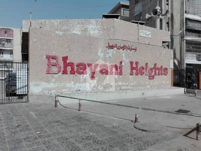 Buy your ideal 1000 Square Feet Flat in a prime location of Karachi