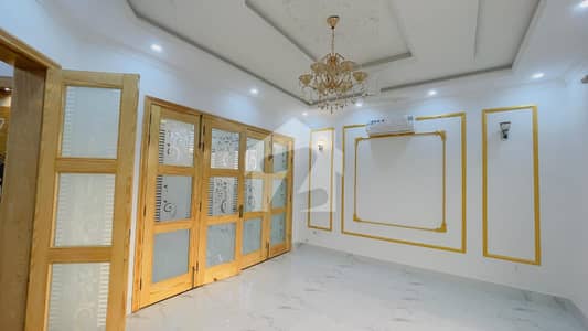 ڈی ایچ اے فیز 5 ڈیفنس (ڈی ایچ اے),لاہور میں 5 کمروں کا 1 کنال مکان 5.0 لاکھ میں کرایہ پر دستیاب ہے۔ ڈی ایچ اے فیز 5 ڈیفنس (ڈی ایچ اے),لاہور میں 5 کمروں کا 1 کنال مکان 5.0 لاکھ میں کرایہ پر دستیاب ہے۔