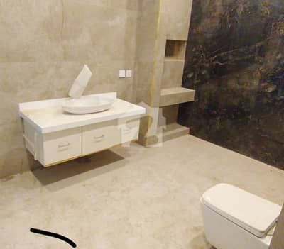 666 Yards Renovated Bungalow For Rent On Prime Location Of Phase 5