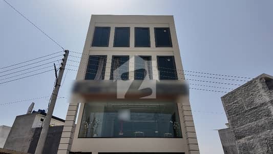 بسم اللہ ہاؤسنگ سکیم ۔ الرحمان کمرشل ایریا بسم اللہ ہاؤسنگ سکیم,جی ٹی روڈ,لاہور میں 3 مرلہ Studio دکان 50.0 ہزار میں کرایہ پر دستیاب ہے۔