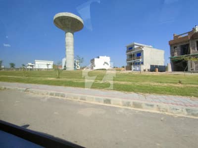 5 Marla Plot Available For Sale