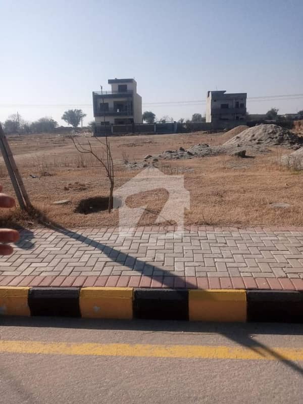 ڈی ۔ 17 اسلام آباد میں 5 مرلہ رہائشی پلاٹ 47.0 لاکھ میں برائے فروخت۔ ڈی ۔ 17 اسلام آباد میں 5 مرلہ رہائشی پلاٹ 47.0 لاکھ میں برائے فروخت۔