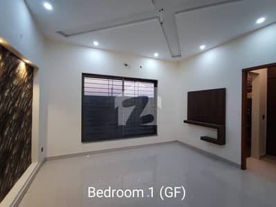 1 KANAL GROUND FLOOR AVAILABLE FOR RENT