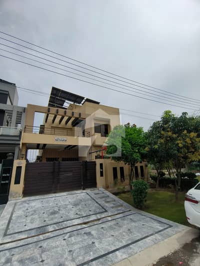 10 Marla Non Furnished House For Sale With 10 Kv Installed