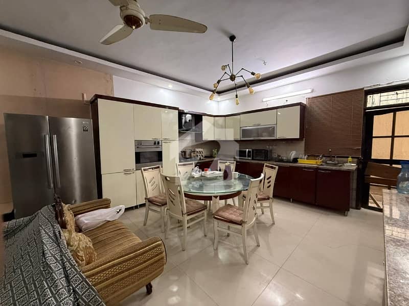 CHANCE DEAL 500 YARDS HOUSE FOR SALE CHANCE DEAL 500 YARDS HOUSE FOR SALE
