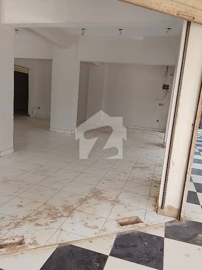3 SIDE CORNER SHOP FOR RENT