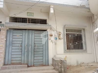100 SQYD PARK FACING HOUSE FOR SALE