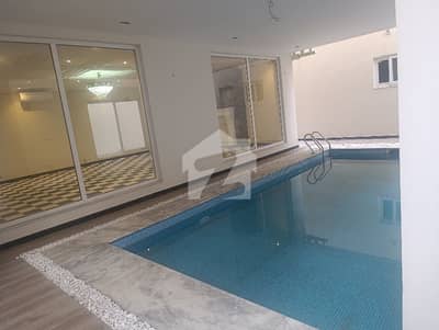 F 6/2 brand new house available with basement and swimming pool.