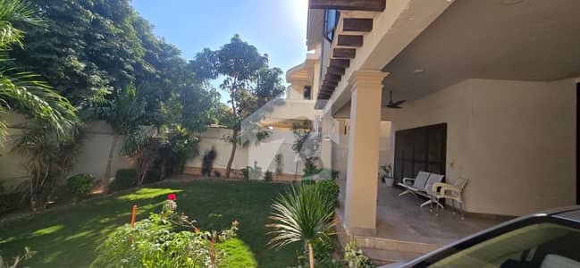500 YARDS BUNGALOW FOR SALE IN PHASE 6 DHA