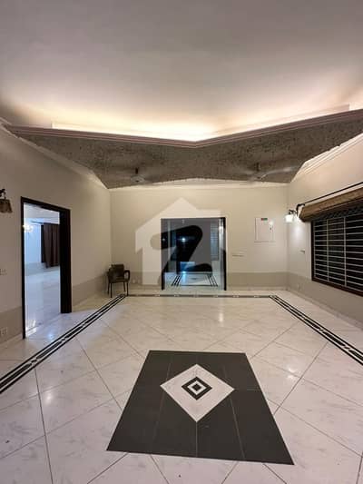 OWNER BUILT 6 BEDROOM 500 YARDS BUNGALOW FOR SALE