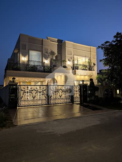 Kanal Classical Modern Design House