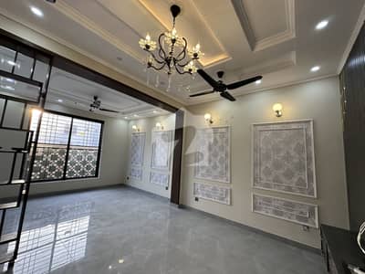 5 Marla Brand New House Available For Rent