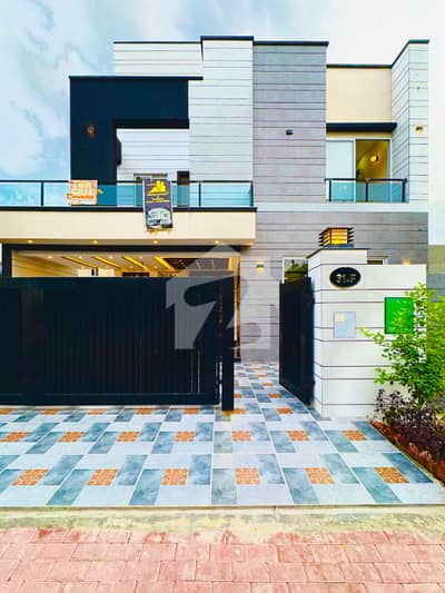 10 Marla Residential House For Sale In Talha Block, Nearby Commercial Market, Mosuqe And Health Care Canter 10 Marla Residential House For Sale In Talha Block, Nearby Commercial Market, Mosuqe And Health Care Canter