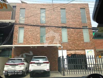 Hot Location Plaza For Sale Main Boulevard JOHAR TOWN