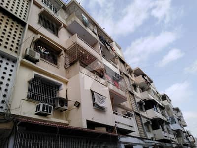 گلشنِ اقبال - بلاک 13 اے گلشنِ اقبال,گلشنِ اقبال ٹاؤن,کراچی میں 6 مرلہ Studio فلیٹ 1.9 کروڑ میں برائے فروخت۔ گلشنِ اقبال - بلاک 13 اے گلشنِ اقبال,گلشنِ اقبال ٹاؤن,کراچی میں 6 مرلہ Studio فلیٹ 1.9 کروڑ میں برائے فروخت۔