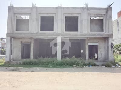 الرحمان فیز 2 - بلاک ڈی الرحمان گارڈن فیز 2,الرحمان گارڈن,لاہور میں 8 مرلہ Studio عمارت 7.0 کروڑ میں برائے فروخت۔ الرحمان فیز 2 - بلاک ڈی الرحمان گارڈن فیز 2,الرحمان گارڈن,لاہور میں 8 مرلہ Studio عمارت 7.0 کروڑ میں برائے فروخت۔