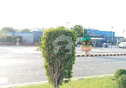 Unoccupied Prime Location Residential Plot Of 10 Marla Is Available For sale In Central Park Housing Scheme Unoccupied Prime Location Residential Plot Of 10 Marla Is Available For sale In Central Park Housing Scheme