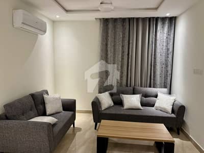 Ready to Move Luxury Apartment For Sale In Gulberg III, Lahore