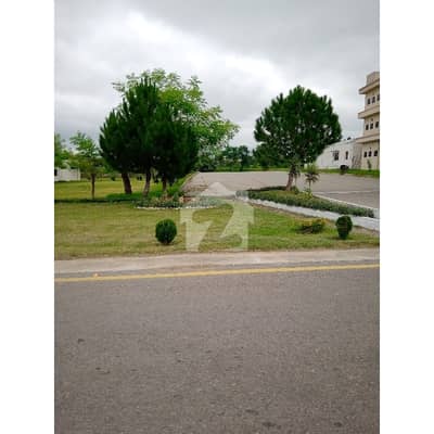 انجنیئرز کوآپریٹو ہاؤسنگ ڈی ۔ 18,اسلام آباد میں 1 کنال رہائشی پلاٹ 1.5 کروڑ میں برائے فروخت۔ انجنیئرز کوآپریٹو ہاؤسنگ ڈی ۔ 18,اسلام آباد میں 1 کنال رہائشی پلاٹ 1.5 کروڑ میں برائے فروخت۔