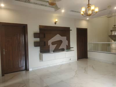 HOUSE FOR RENT IN OVERSEAS SECTOR