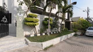Beautiful House Is Available For Sale In Gulistan E Zafar