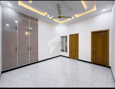 سی بی آر ٹاؤن فیز 1 - بلاک سی سی بی آر ٹاؤن فیز 1,سی بی آر ٹاؤن,اسلام آباد میں 2 کمروں کا 7 مرلہ زیریں پورشن 49.0 ہزار میں کرایہ پر دستیاب ہے۔ سی بی آر ٹاؤن فیز 1 - بلاک سی سی بی آر ٹاؤن فیز 1,سی بی آر ٹاؤن,اسلام آباد میں 2 کمروں کا 7 مرلہ زیریں پورشن 49.0 ہزار میں کرایہ پر دستیاب ہے۔