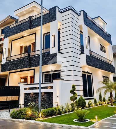 CORNER 25x40 HOUSE G-13 ISLAMABAD