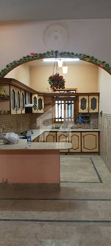Fair-Priced 240 Square Yards House Available In Gulistan-e-Jauhar - Block 12