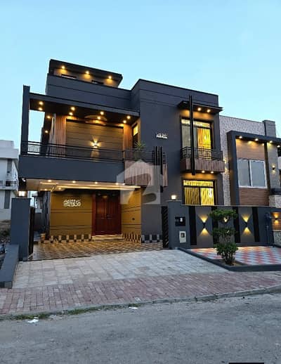 Beautiful 14 Marla Family House Available for Rent with Lawn Beautiful 14 Marla Family House Available for Rent with Lawn