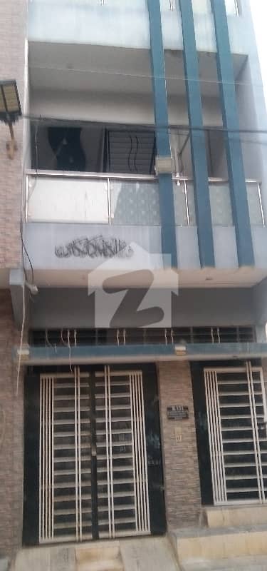 سکیم 33 کراچی میں 7 کمروں کا 5 مرلہ مکان 2.2 کروڑ میں برائے فروخت۔