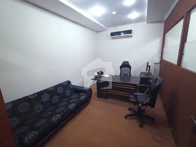 4 MARLA OFFICE AVAILABLE FOR RENT