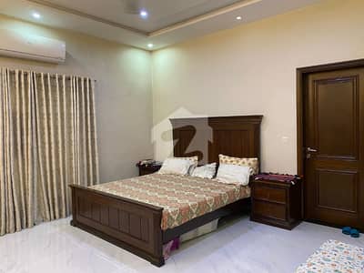 1 Kanal Lavish Furnished House For Rent