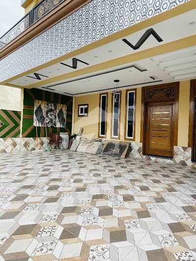 سوان گارڈن ۔ بلاک ایچ سوان گارڈن,اسلام آباد میں 6 کمروں کا 10 مرلہ مکان 4.25 کروڑ میں برائے فروخت۔