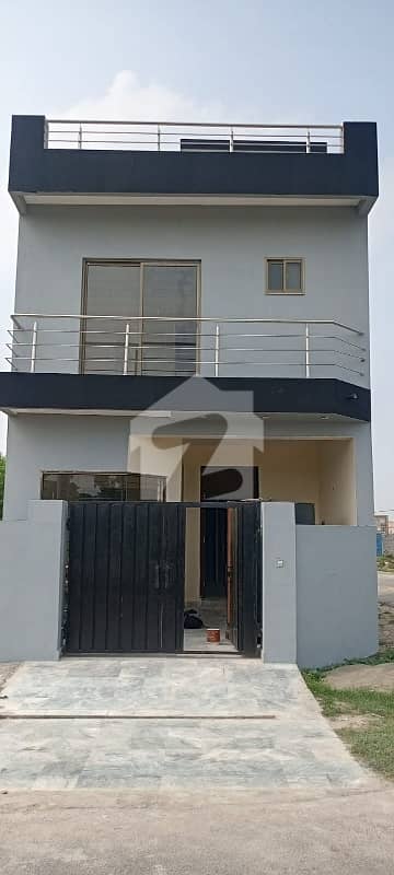 3.5 Marla Double Storey House For Sale In Central Park Lahore