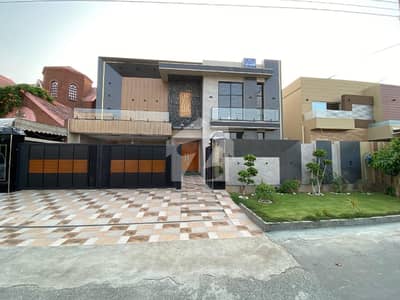 1 KANAL MODERN BUNGALOW FOR SALE IN VALENCIA TOWN LAHOORE