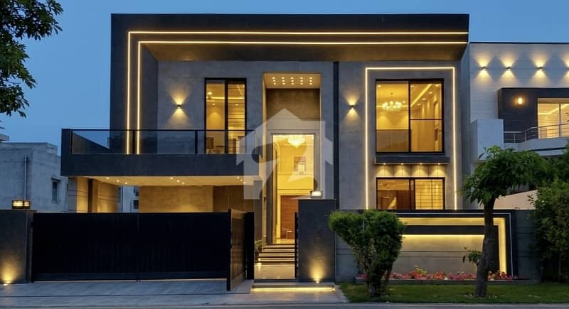 1 Kanal Beautiful House For Sale 1 Kanal Beautiful House For Sale