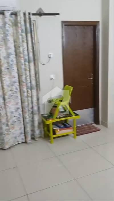 نارتھ ناظم آباد ۔ بلاک ایچ نارتھ ناظم آباد,کراچی میں 3 کمروں کا 7 مرلہ فلیٹ 1.0 لاکھ میں کرایہ پر دستیاب ہے۔