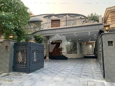 Beautiful Kanal House For Sale