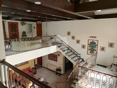 HOUSE FOR RENT IN F8